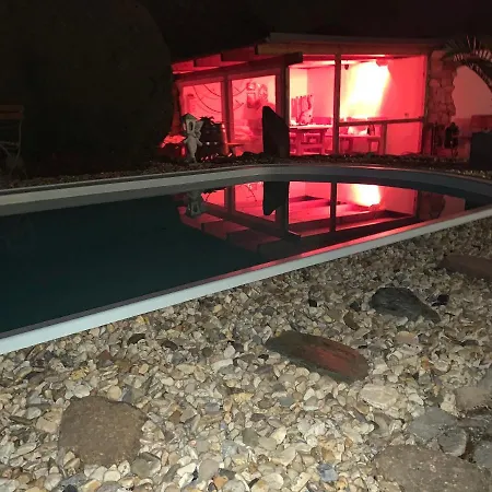 Haus Am Pool Knautkleeberg