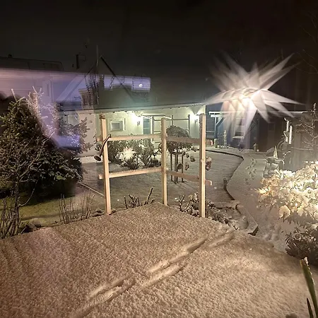 Haus Am Pool Pensionat Knautkleeberg